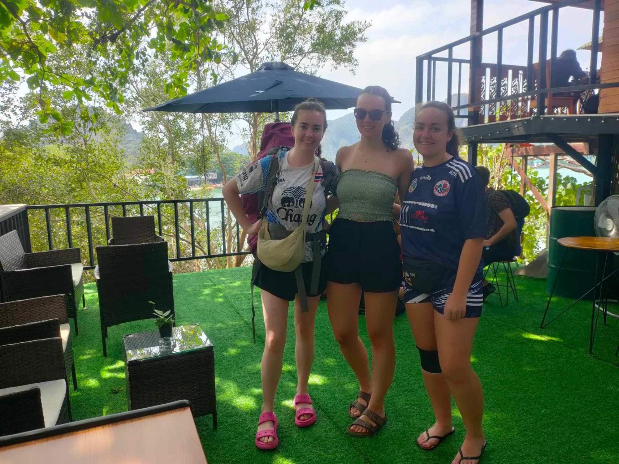 Sweed Dee Seaview Hostel เกาะพีพี ภายนอก รูปภาพ
