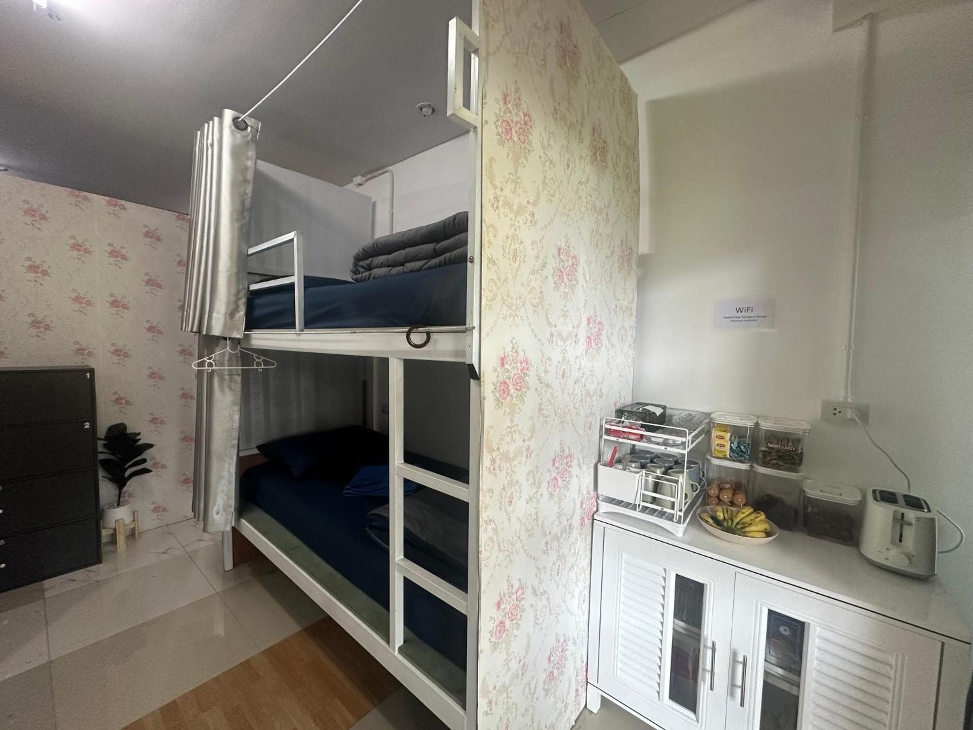 Sweed Dee Seaview Hostel เกาะพีพี ภายนอก รูปภาพ