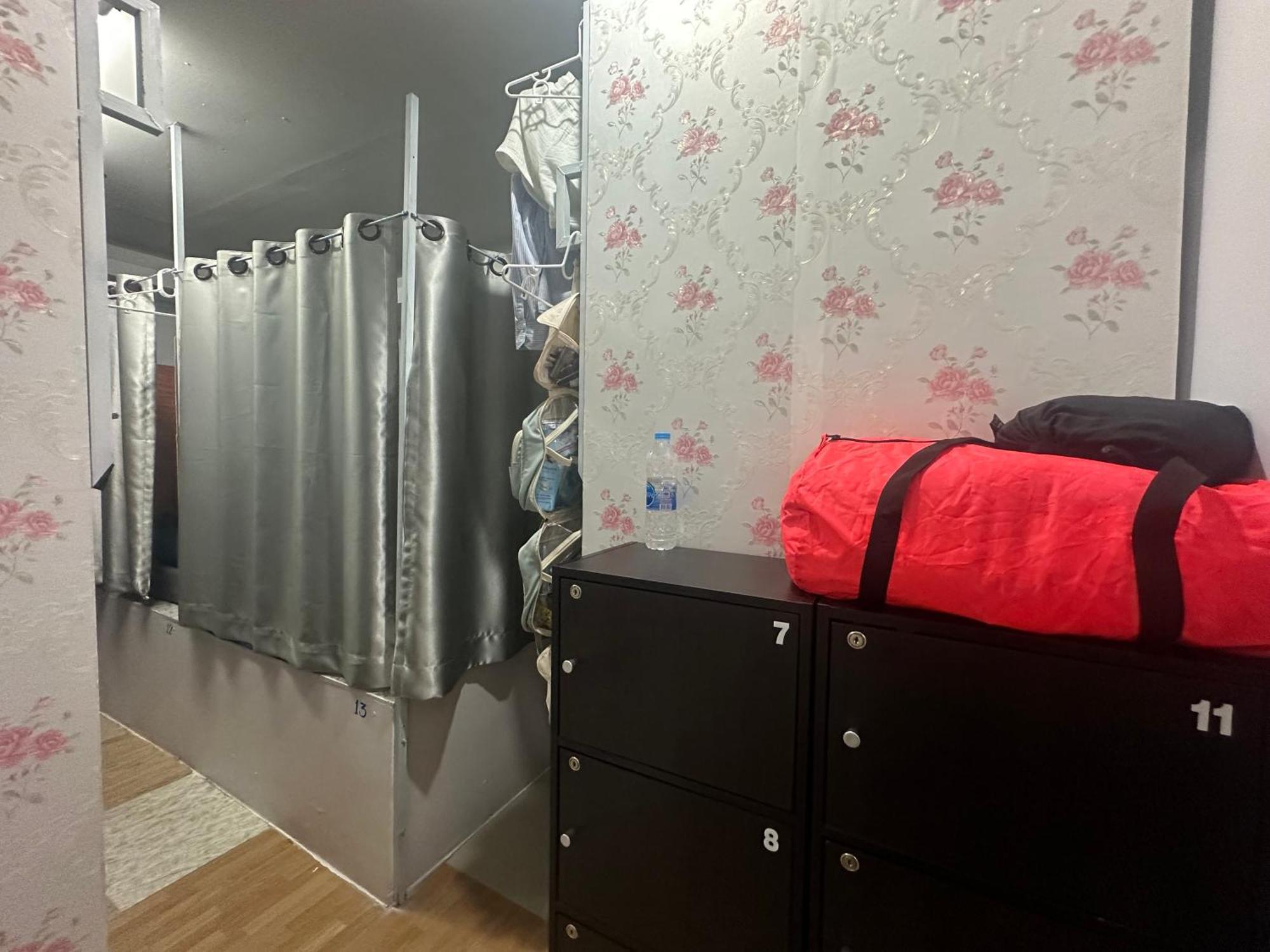 Sweed Dee Seaview Hostel เกาะพีพี ภายนอก รูปภาพ